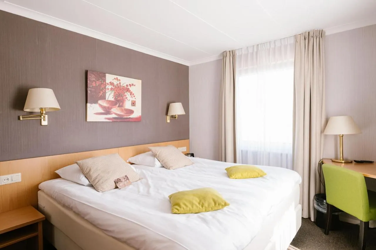 Landhotel Heuvelzicht Schin op Geul 3*,  Paesi Bassi
