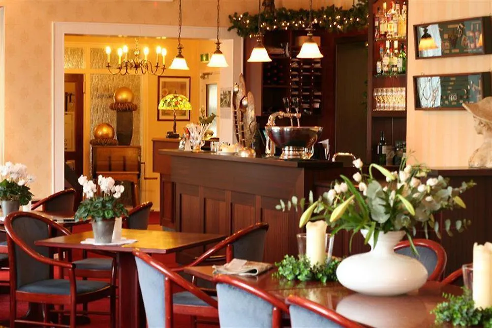 Landhotel Heuvelzicht Schin op Geul 3*,  Paesi Bassi